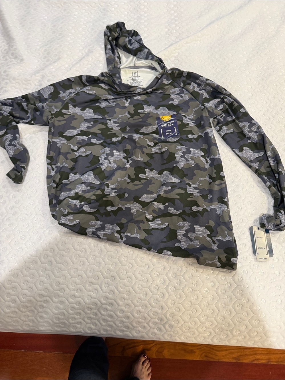 Mens Camo Hooded Long-Sleeve Sun Shirt - Gray Camouflage